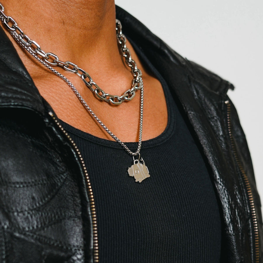 Bagchita Necklace lifestyle photo