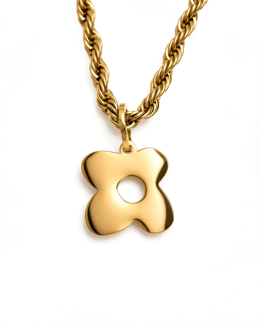 Flower Bud Necklace in 18k Gold