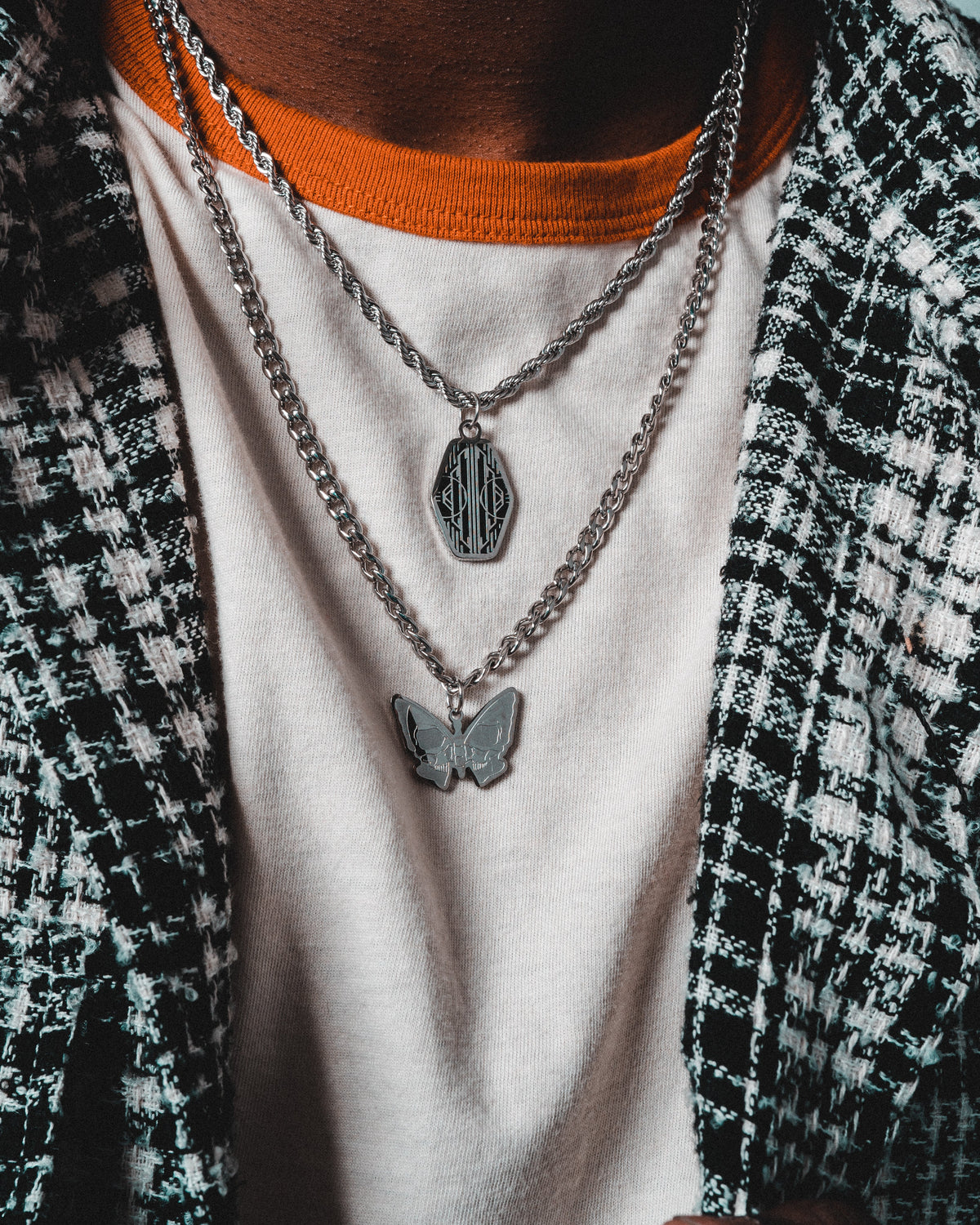 Gatsby Necklace lifestyle photo