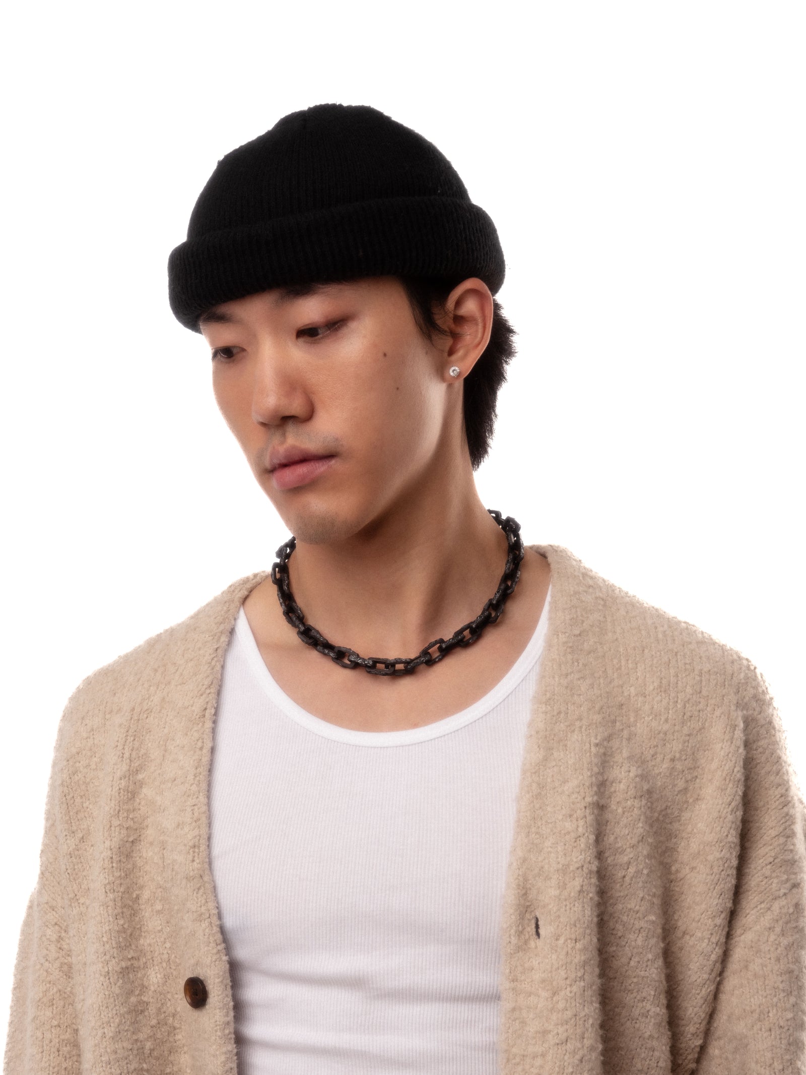 Model is wearing size 20"